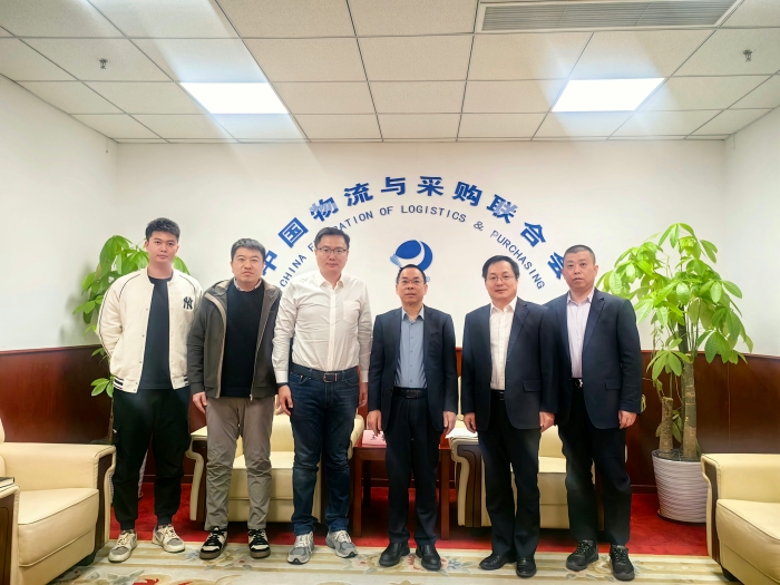 胡大剑在京会见中国电子运营管理部综合处（产业生态处）处长王擎一行
