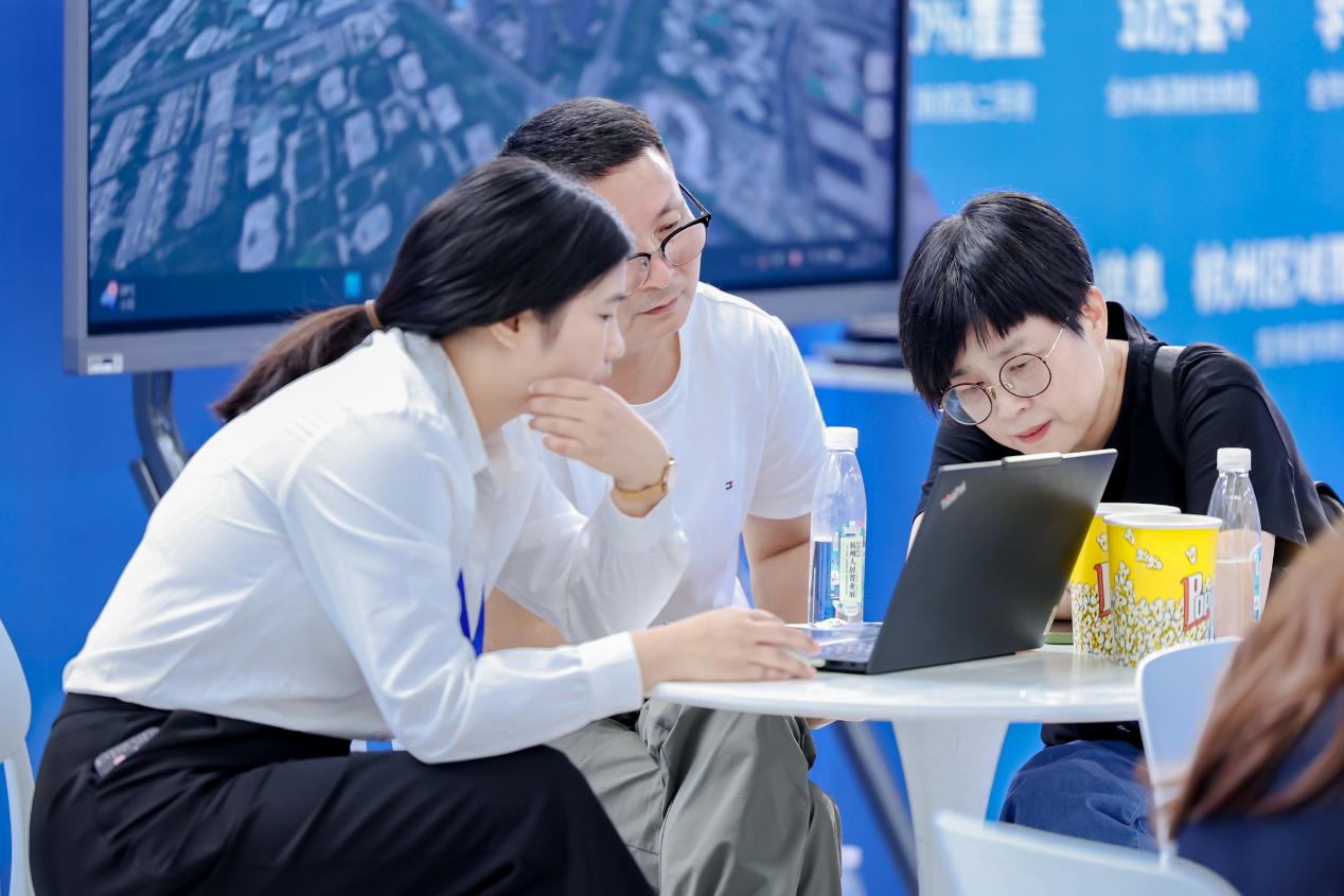 贝壳黑科技亮相2025杭州人居置业展数字化矩阵赋能美好(图4)