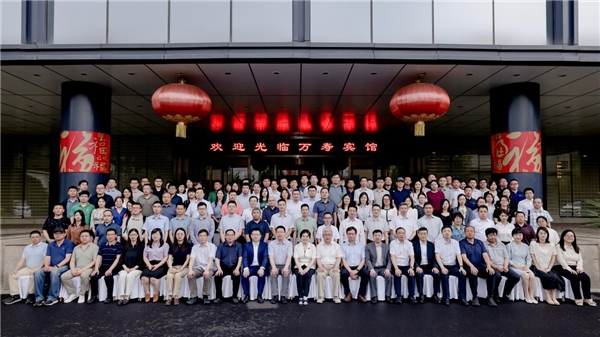 数字政通发布星揆20低空平台打造城市级低空经济智慧中枢